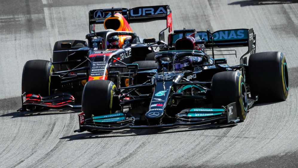 Hamilton e Verstappen con le loro monoposto