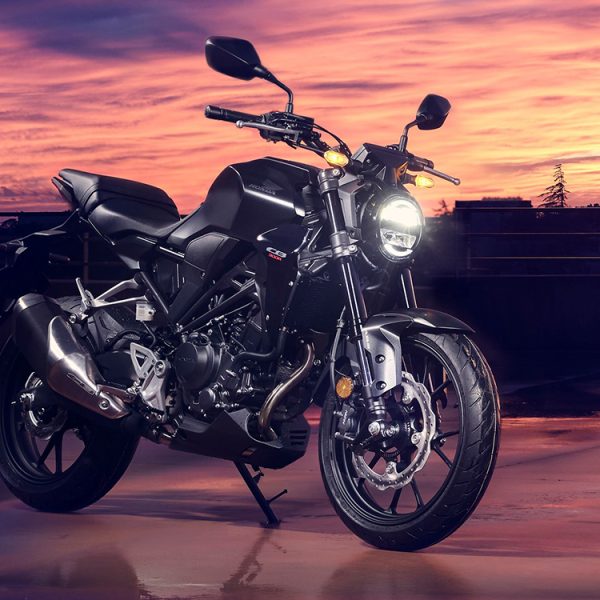 Honda CB300R Euro 5: torna la piccola Sport Café