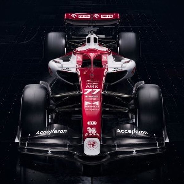 Formula 1: Alfa Romeo presenta la nuova C42