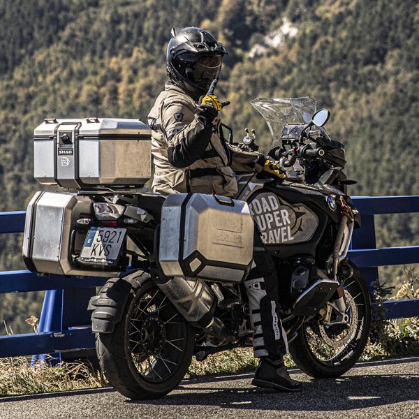 SHAD TERRA per BMW GS: kit bauletto valigie avventura!