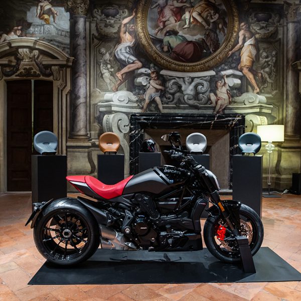 Ducati XDiavel Nera la presentazione ufficiale a Milano