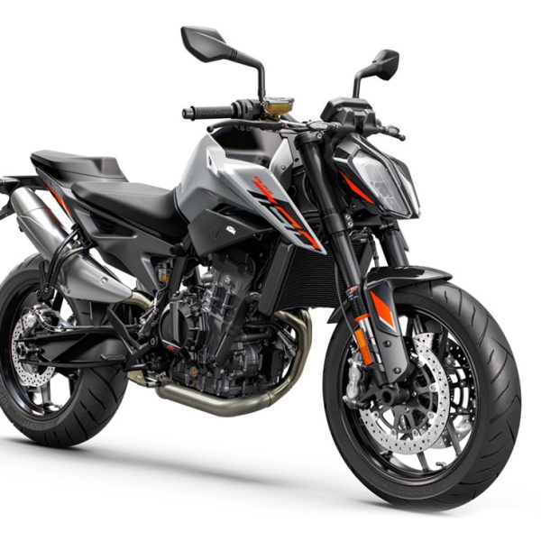 KTM 790 DUKE 2022: ritorno alle origini del piacere!