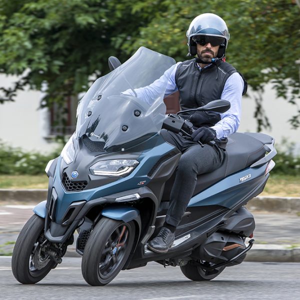 Piaggio MP3 2022 il re della mobilità urbana