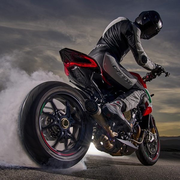 MV Agusta RC 2022 si rinnova la gamma Racing