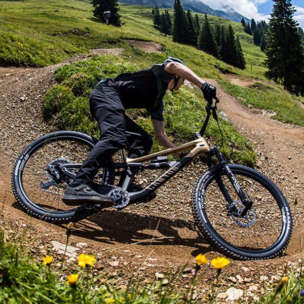 Canyon Spectral 125 CF LTD l’enduro che va veloce