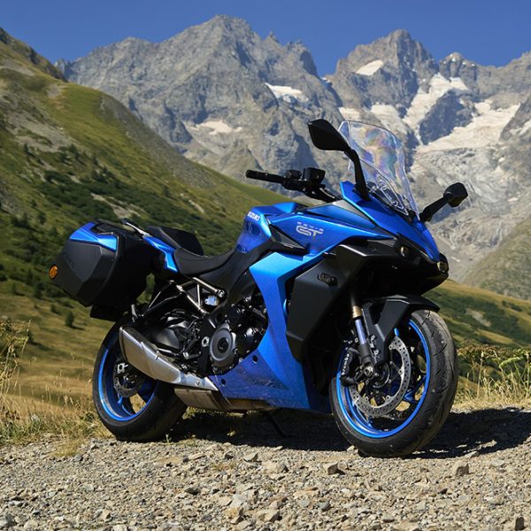 Suzuki GSX-S1000GT Experience tra i tornanti alpini