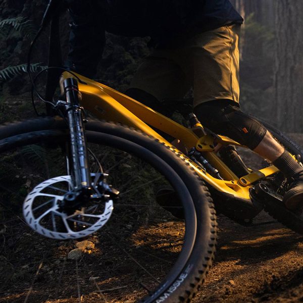 Trek Fuel Exe la nuova MTB leggera, silenziosa, naturale