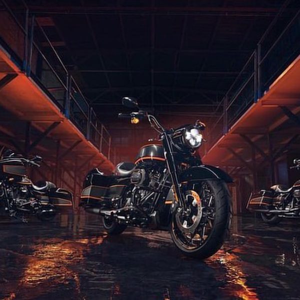 Apex Factory Custom Paint: H-D da gara su strada