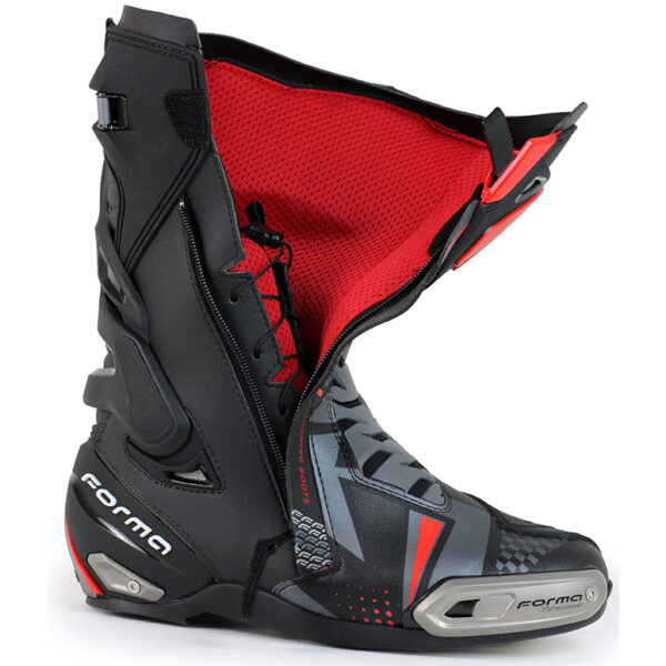 Forma Boots Phantom e Phantom Flow novità a Eicma