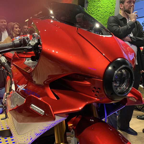 MV Agusta Superveloce 1000, la neo-retrò esclusiva