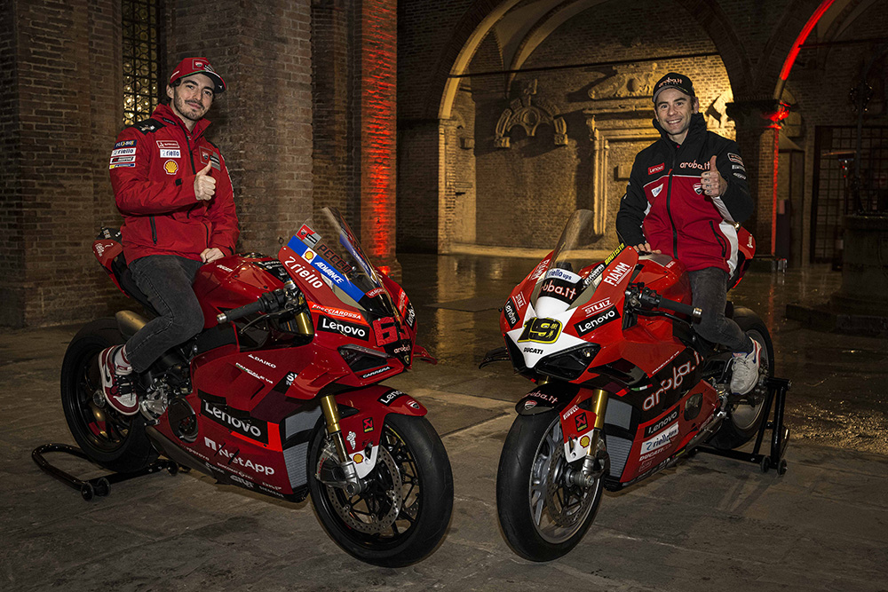 Ducati Panigale V4 World Champion Replica Omaggio Ai Campioni