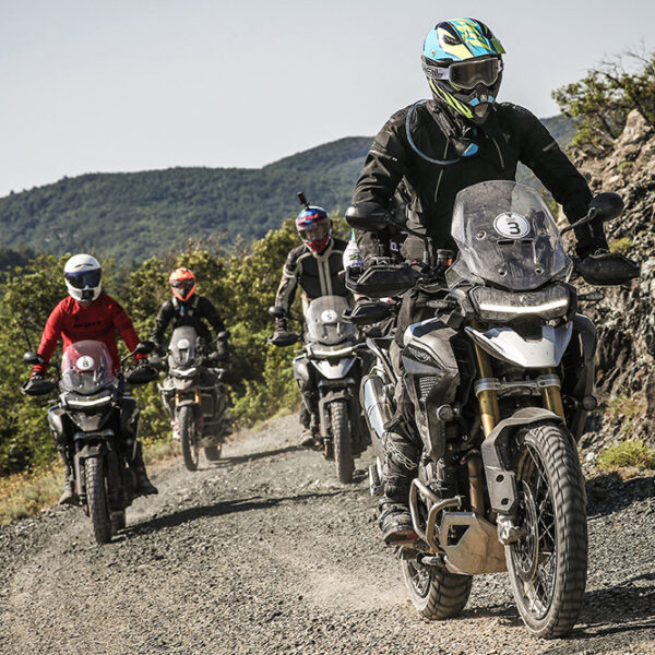 Triumph Adventure Experience si fa in tre: Sport, Discover, Wild