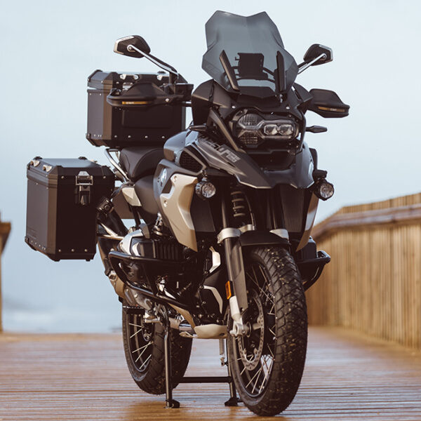 BMW R 1250 GS Ultimate Edition omaggio alla storia