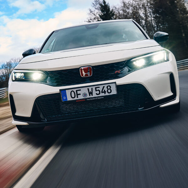 Honda Civic Type R giro record al Nürburgring