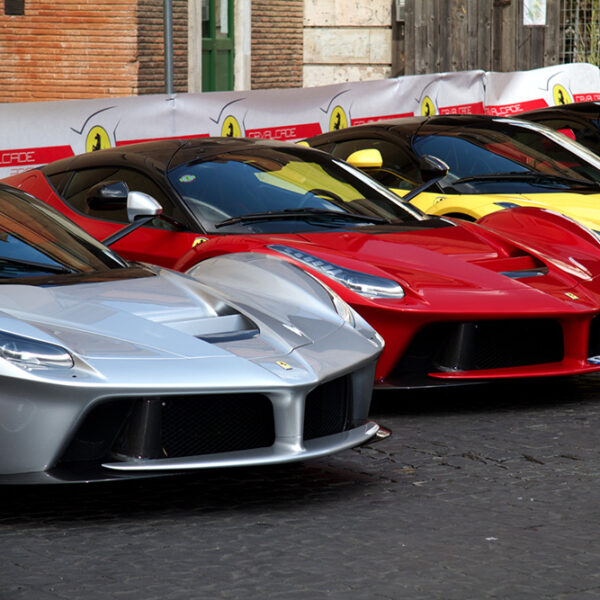 Ferrari Cavalcade: 1200 km col Cavallino Rampante