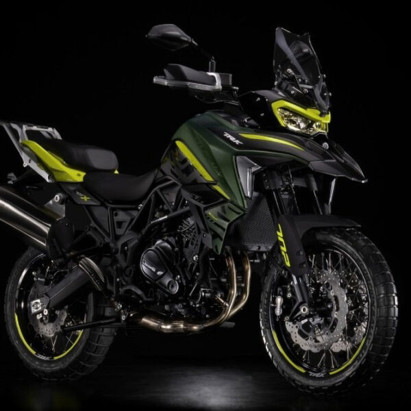 Benelli TRK 702 stradale e 702X finalmente dai concessionari