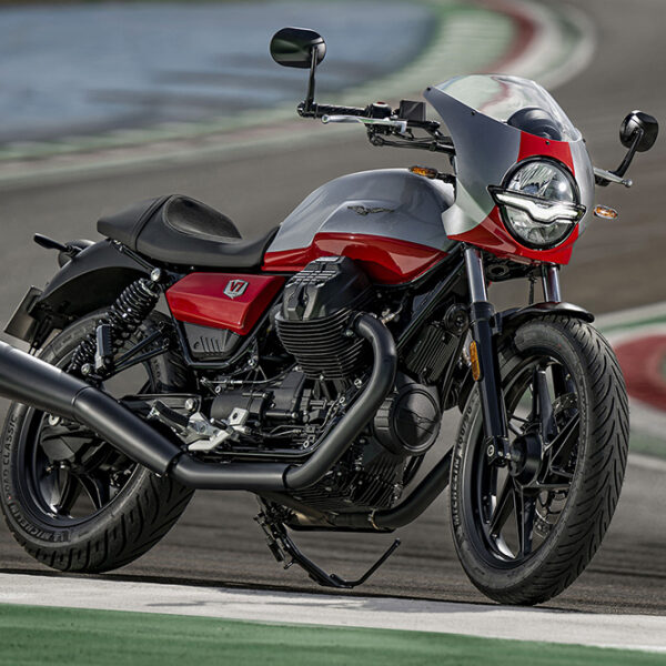 V7 Stone Corsa: Moto Guzzi classica in salsa sportiva