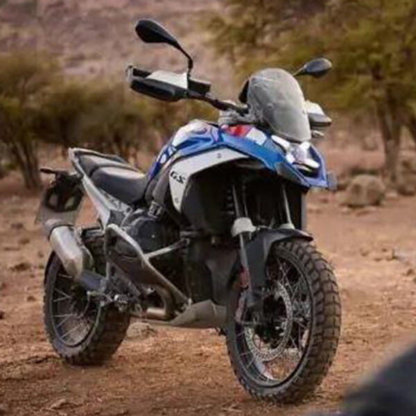 BMW R 1300 GS: prime immagini della nuova ammiraglia