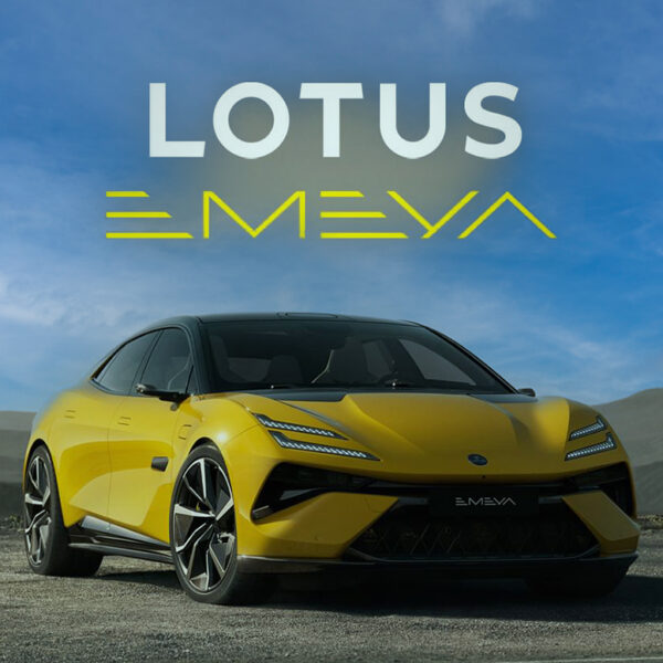 Lotus Emeya fa bella mostra di se a Parigi