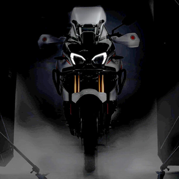 MV Agusta Enduro Veloce arriva ufficialmente a EICMA