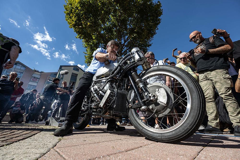 Moto Guzzi Open House