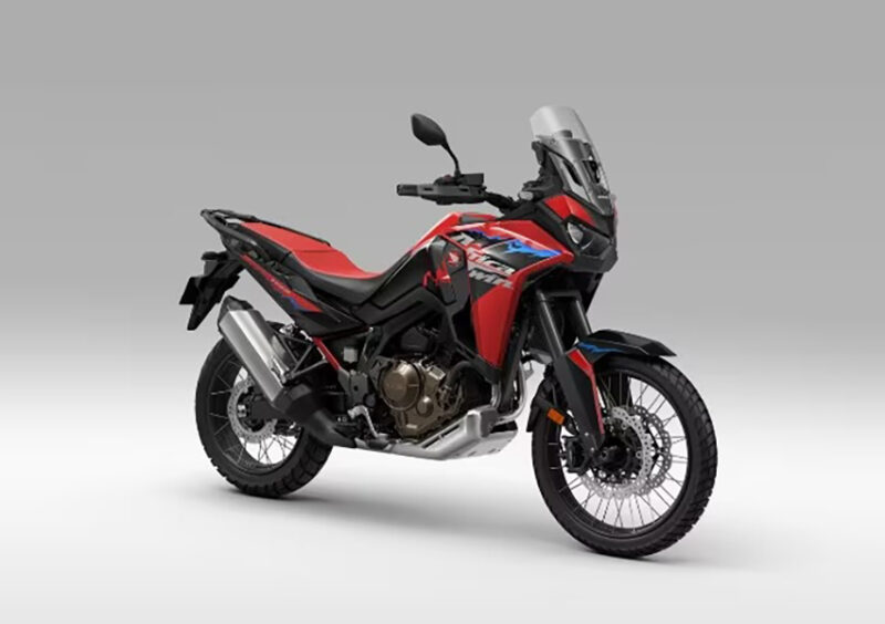 Honda Africa Twin 2025: novità per la regina delle maxienduro