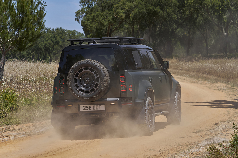 Land Rover Defender Octa