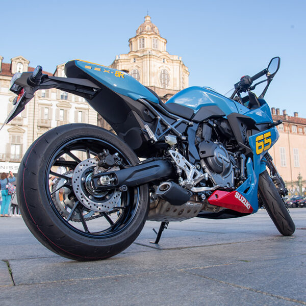 Suzuki GSX-8R Legend Edition dedicate a quattro Campioni