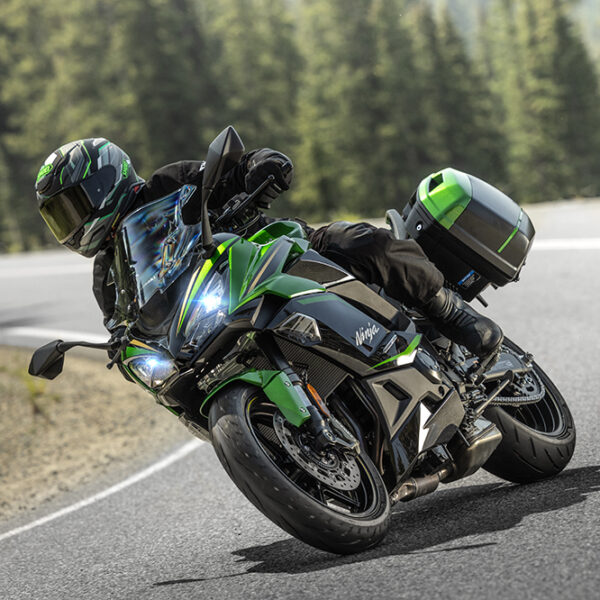 Kawasaki Ninja 1100SX 2025: il grande passo